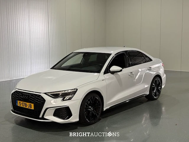 Audi a3 limousine 30 s edition tfsi 110pk 2023 (origineel-nl), s-178-jb - afbeelding 1 van  30