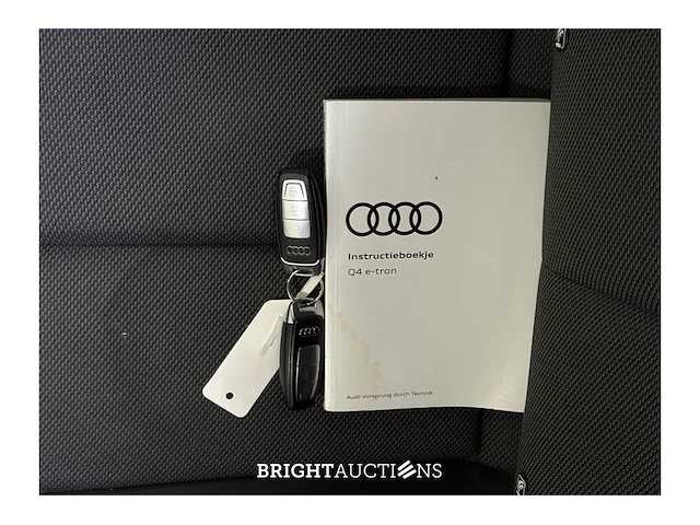 Audi q4 40 advanced edition 77 kwh 2021 (origineel-nl), n-186-tt - afbeelding 28 van  35