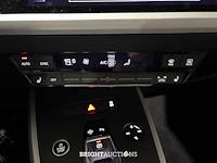 Audi q4 40 launch edition 77 kwh 204pk 2022 (origineel-nl), p-005-kh - afbeelding 3 van  38