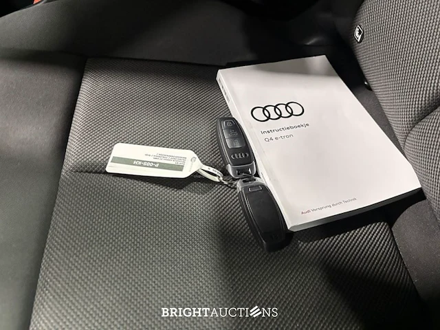 Audi q4 40 launch edition 77 kwh 204pk 2022 (origineel-nl), p-005-kh - afbeelding 14 van  38