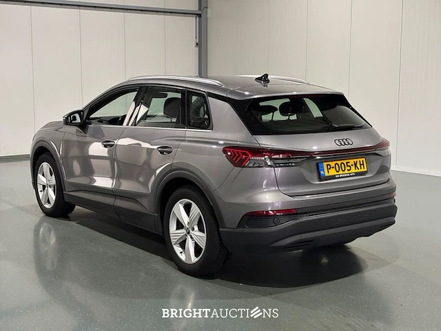 Audi q4 40 launch edition 77 kwh 204pk 2022 (origineel-nl), p-005-kh - afbeelding 29 van  38