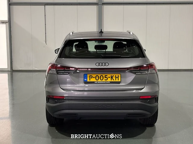 Audi q4 40 launch edition 77 kwh 204pk 2022 (origineel-nl), p-005-kh - afbeelding 31 van  38