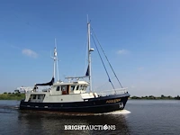 Bekebrede 1800 explorer trawler