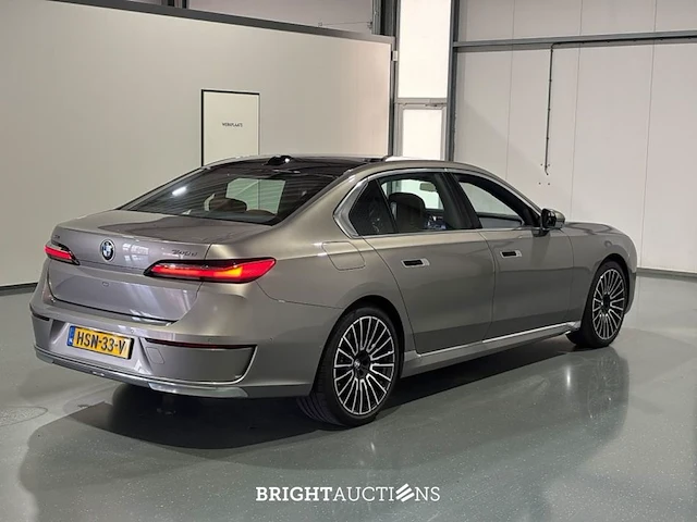 Bmw 740d xdrive 7 serie full option! 286pk 2025 (origineel-nl) 7-serie, hsn-33-v - afbeelding 12 van  64