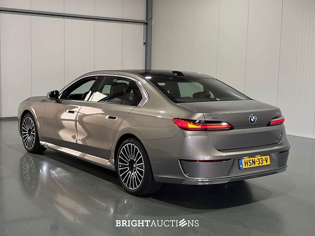 Bmw 740d xdrive 7 serie full option! 286pk 2025 (origineel-nl) 7-serie, hsn-33-v - afbeelding 58 van  64