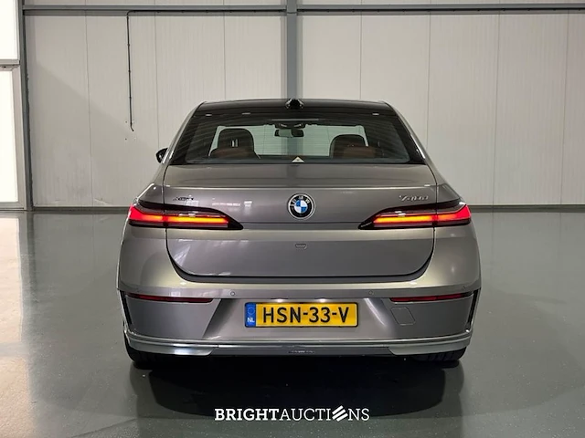 Bmw 740d xdrive 7 serie full option! 286pk 2025 (origineel-nl) 7-serie, hsn-33-v - afbeelding 60 van  64