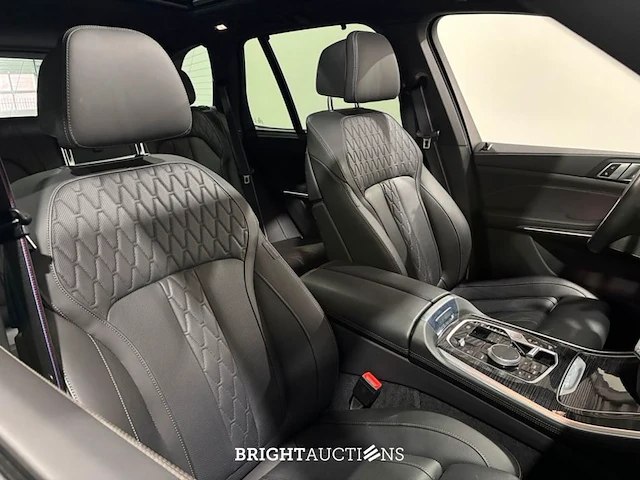 Bmw x5 50e m sport pro xdrive 510pk 2025, ktv-48-v - afbeelding 33 van  46