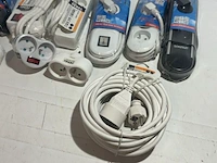 Ca. 12x verdeelstekkers en stekkerdozen - afbeelding 4 van  4