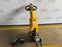 Caterpillar sm100 plus elektrische trekker - afbeelding 7 van  12