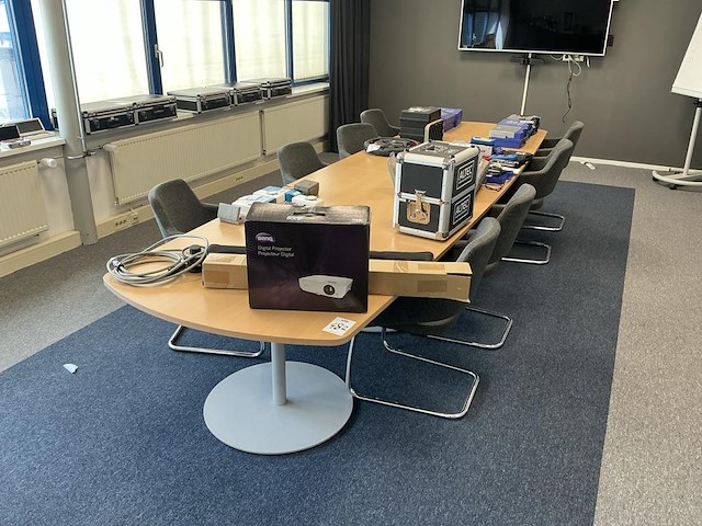 Conference tafel — foto 1