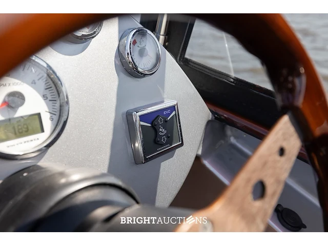 Custom aluminium tender - afbeelding 27 van  70