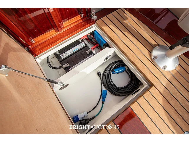 Custom aluminium tender - afbeelding 55 van  70