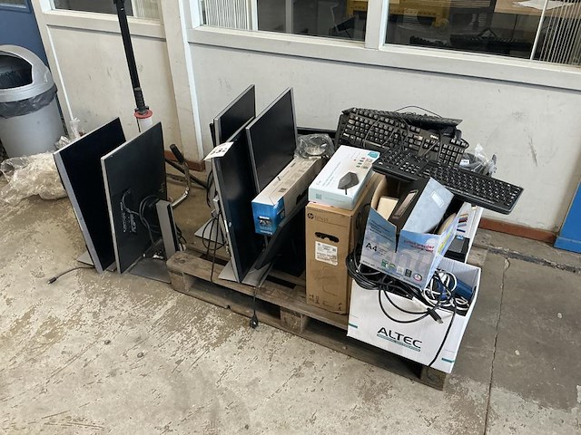 Diverse it artikelen — foto 1