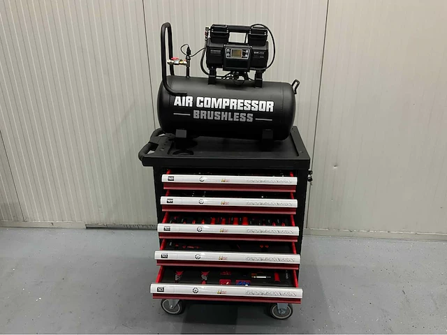Gereedschapswagen gevuld en hogedrukcompressor 40 liter - ultra force equipment - afbeelding 32 van  38