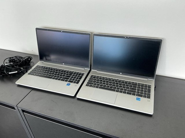 Hp probook 450gb laptop (2x) — foto 1