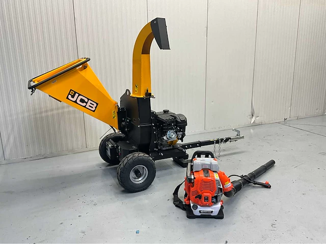Jcb houthakselaar ch150120pe - 120 mm en bladblazer daewoo 2,2kw - afbeelding 14 van  64