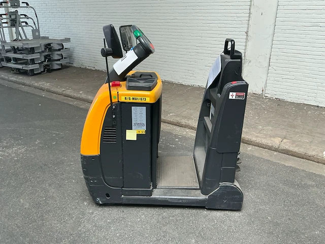 Jungheinrich esz-350 trekker - afbeelding 3 van  10