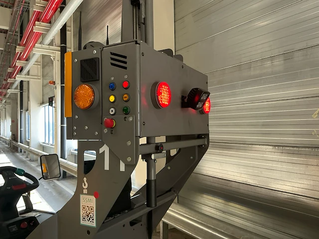 Jungheinrich ezs-350-a-ftf elektrische trekker - afbeelding 10 van  12