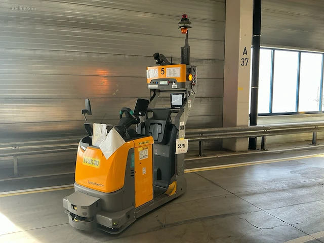 Jungheinrich ezs-350-a-ftf elektrische trekker - afbeelding 1 van  11