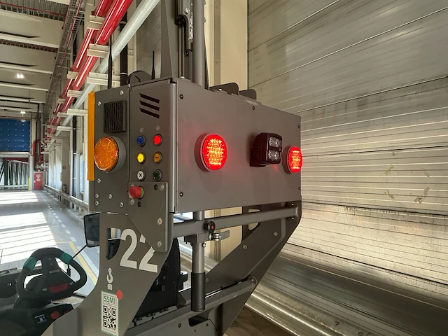 Jungheinrich ezs-350-a-ftf elektrische trekker - afbeelding 10 van  12