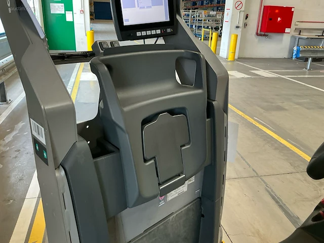 Jungheinrich ezs-350-a-ftf elektrische trekker - afbeelding 9 van  14