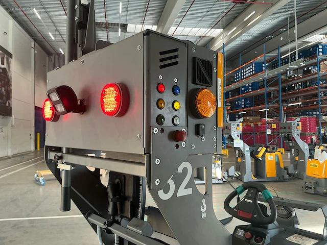 Jungheinrich ezs-350-a-ftf elektrische trekker - afbeelding 8 van  12
