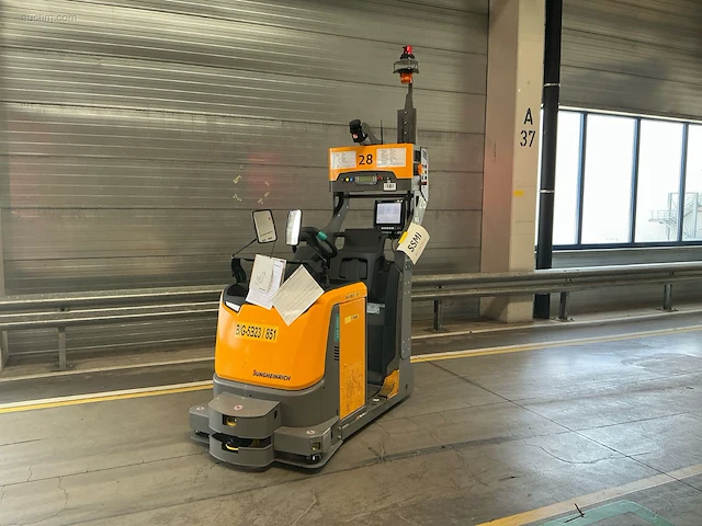 Jungheinrich ezs-350-a-ftf elektrische trekker - afbeelding 1 van  16