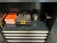 Kast met inhoud — foto 3