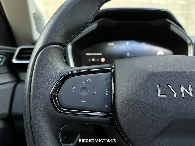 Lynk & co 01 phev 7dcth 132kw 261pk 2023 - afbeelding 15 van  52