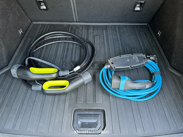 Lynk & co 01 phev 7dcth 132kw 261pk 2023 - afbeelding 32 van  52