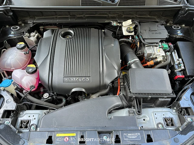 Lynk & co 01 phev 7dcth 132kw 261pk 2023 - afbeelding 40 van  52