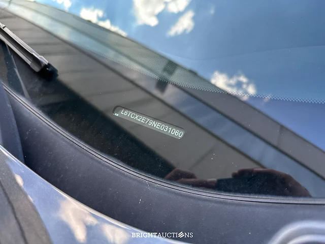 Lynk & co 01 phev 7dcth 132kw 261pk 2023 - afbeelding 42 van  52