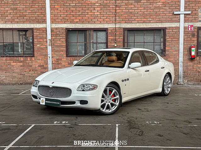 Maserati quattroporte 4.2 v8 executive gt 401pk 2007 youngtimer - afbeelding 12 van  51