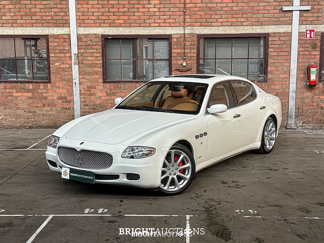 Maserati quattroporte 4.2 v8 executive gt 401pk 2007 youngtimer - afbeelding 34 van  51