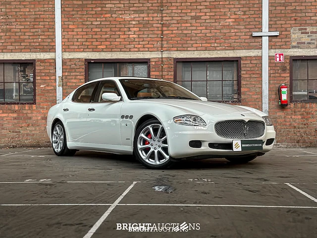 Maserati quattroporte 4.2 v8 executive gt 401pk 2007 youngtimer - afbeelding 50 van  51