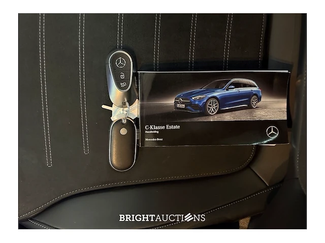 Mercedes-benz c200 launch edition amg line 204pk 2021 (origineel-nl) c-klasse, n-001-lj - afbeelding 31 van  38