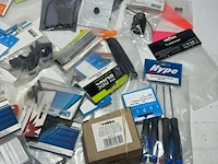 Partij modelbouw artikelen - elektronica, banden, servos, uitlaten - afbeelding 6 van  10