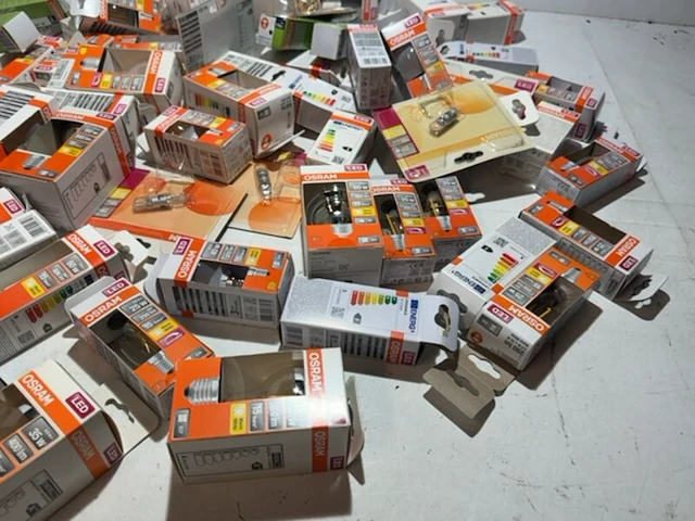 Partij osram lampen - afbeelding 7 van  7