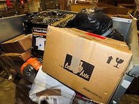 Postpakketten, retouren & overstock - 270 kg - afbeelding 15 van  20