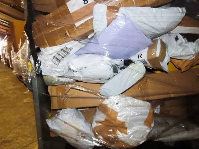 Postpakketten, retouren & overstock - 289 kg - afbeelding 4 van  23