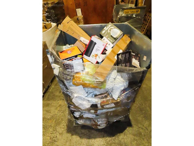 Postpakketten, retouren & overstock - 289 kg - afbeelding 15 van  23
