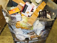 Postpakketten, retouren & overstock - 289 kg - afbeelding 15 van  23