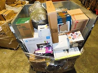 Postpakketten, retouren & overstock - 294 kg - afbeelding 18 van  25