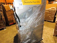 Postpakketten, retouren & overstock - 322 kg - afbeelding 4 van  19
