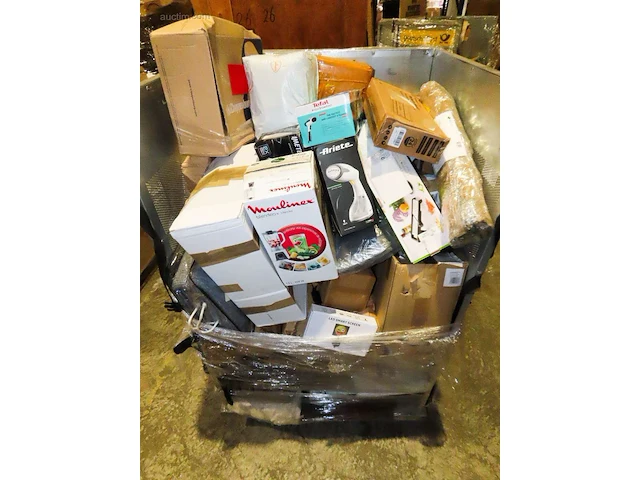 Postpakketten, retouren & overstock - 322 kg - afbeelding 8 van  19
