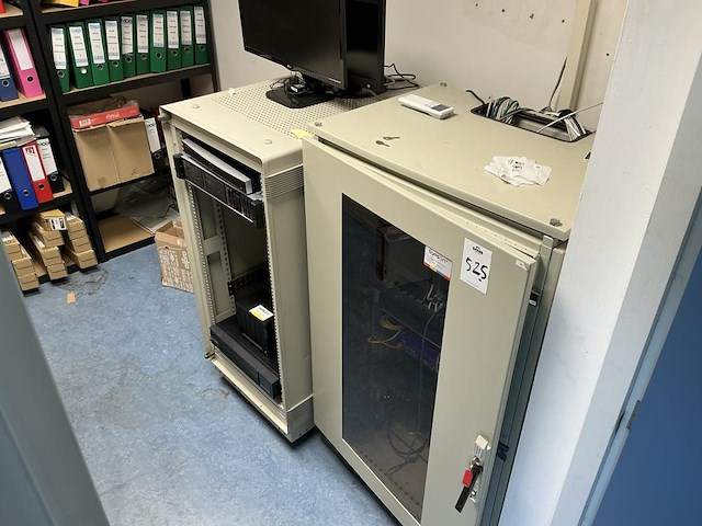 Server — foto 1