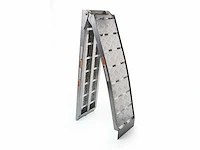 Ultra force equipment oprijplaat 1 stuk - inklapbaar - draagvermogen 680 kg - afbeelding 2 van  8