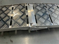 Ultra force equipment oprijplaat 1 stuk - inklapbaar - draagvermogen 680 kg - afbeelding 4 van  8