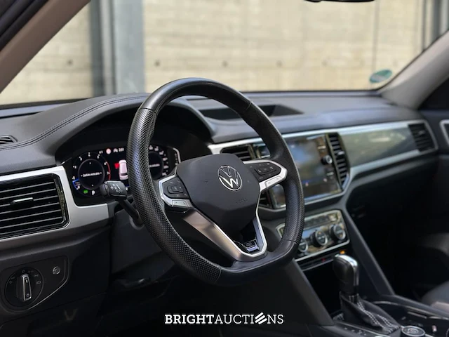 Volkswagen atlas 3.6 v6 r-line 7-persoons 280pk 2023 - afbeelding 16 van  58