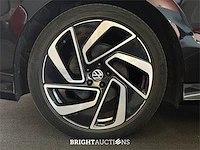 Volkswagen id.7 pro business 77 kwh 2024 (origineel-nl), z-963-jb - afbeelding 32 van  47